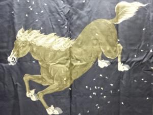 アンティーク　馬模様肩裏紋付羽二重男物羽織